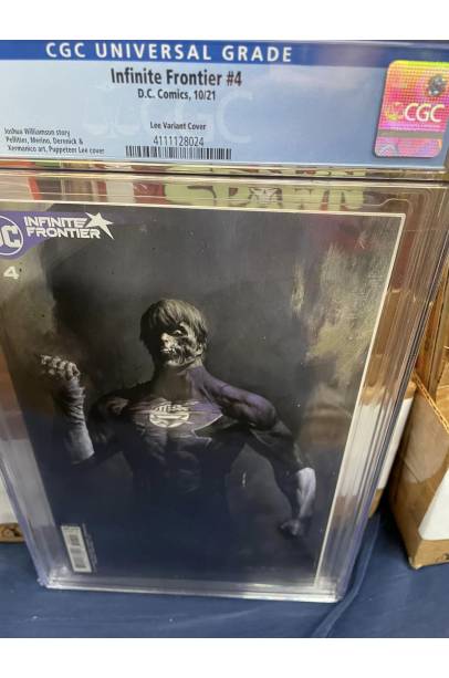 Infinite Frontier #4 1 IN 25 Puppeteer Lee Variant  CGC 9.2